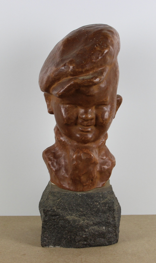 sculpture Gavroche Patris Ernest personnage,portrait  terre cuite  1ère moitié 20e siècle