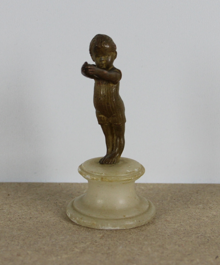 sculpture Le baigneur   personnage  bronze  
