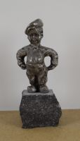 sculpture Gavroche  Patris Ernest personnage    2ième moitié 20e siècle