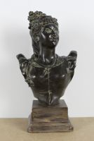 sculpture L'élégante    personnage  bronze  