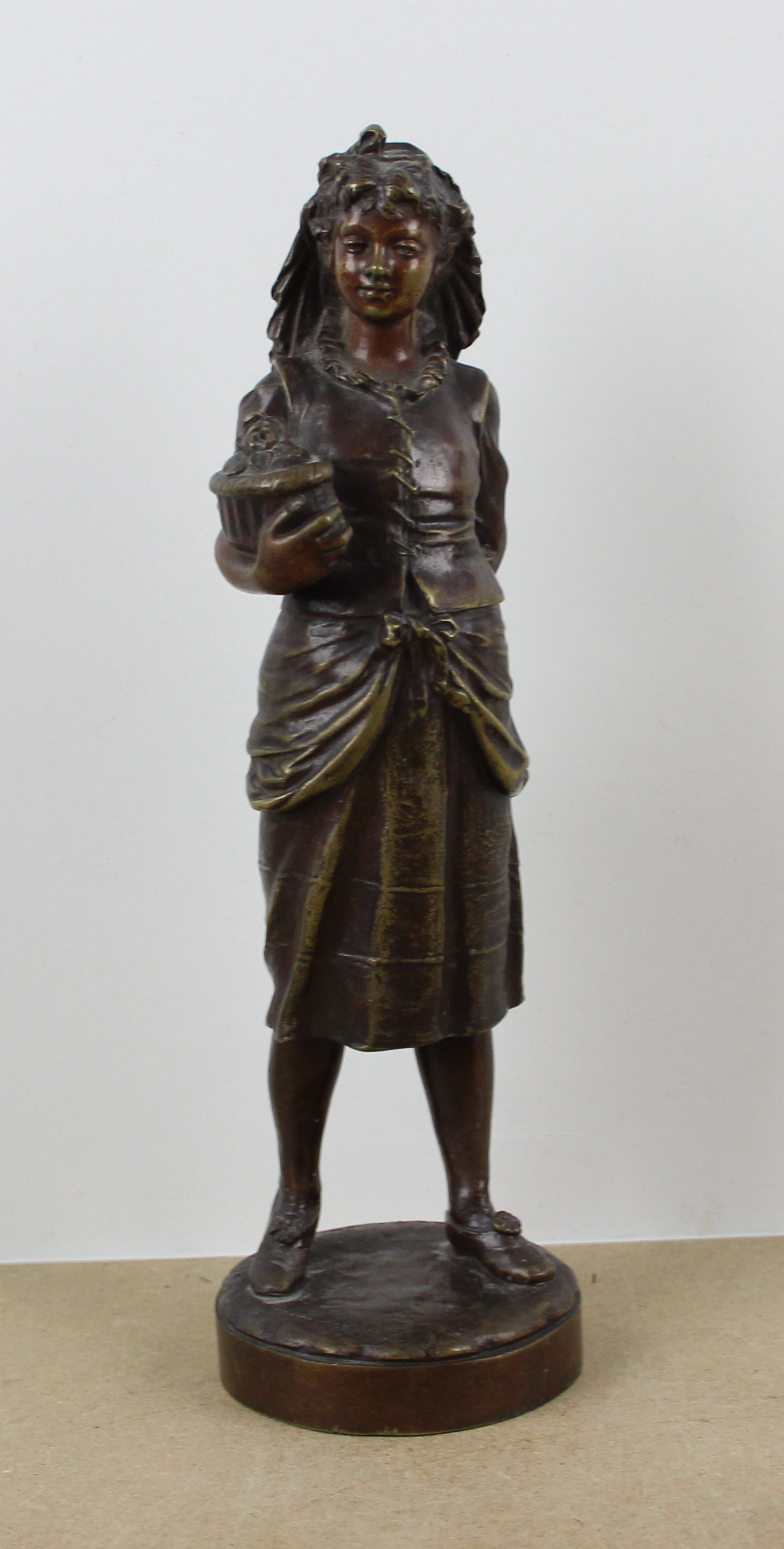 sculpture Le ravitaillement  Lalouette Auguste-Louis personnage  bronze  19e siècle