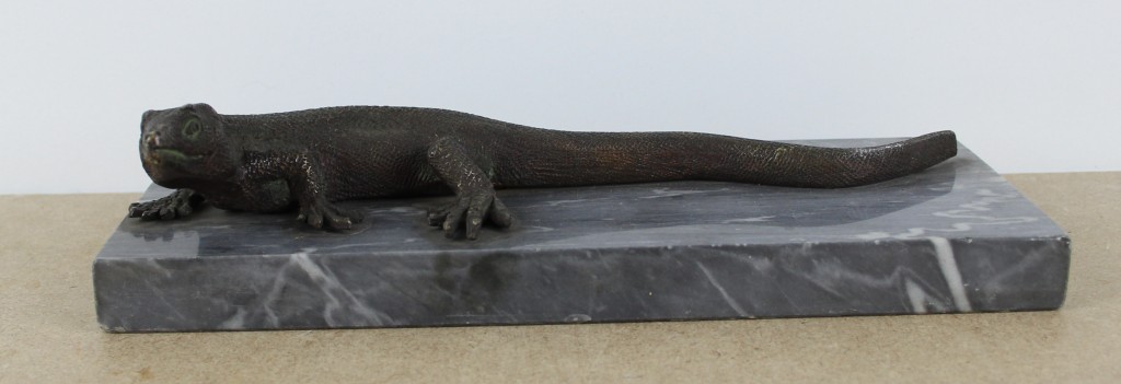 sculpture Le lzard   animaux  bronze  