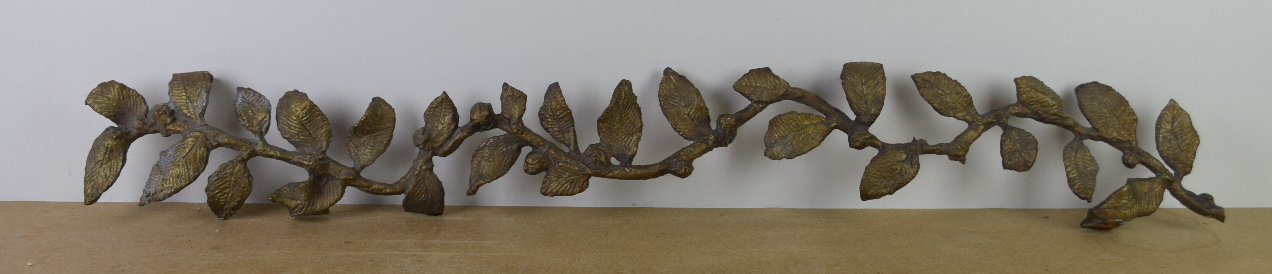 tableau Guirlande de feuilles (bronze)   fleurs  bronze  1ère moitié 20e siècle