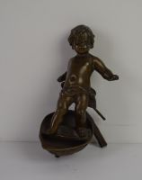 sculpture Putti à la coquille de noix   Début  Marcel personnage  bronze  19e siècle